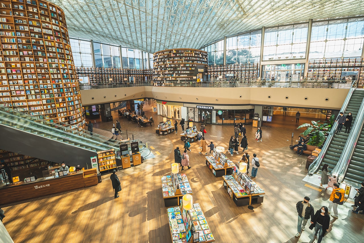 Starfield Library